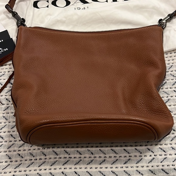 Coach handbag. - Picture 7 of 17